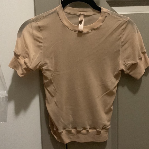 SKIMS MESH SHORT SLEEVE TOP SIENNA XSMALL - Picture 7 of 9